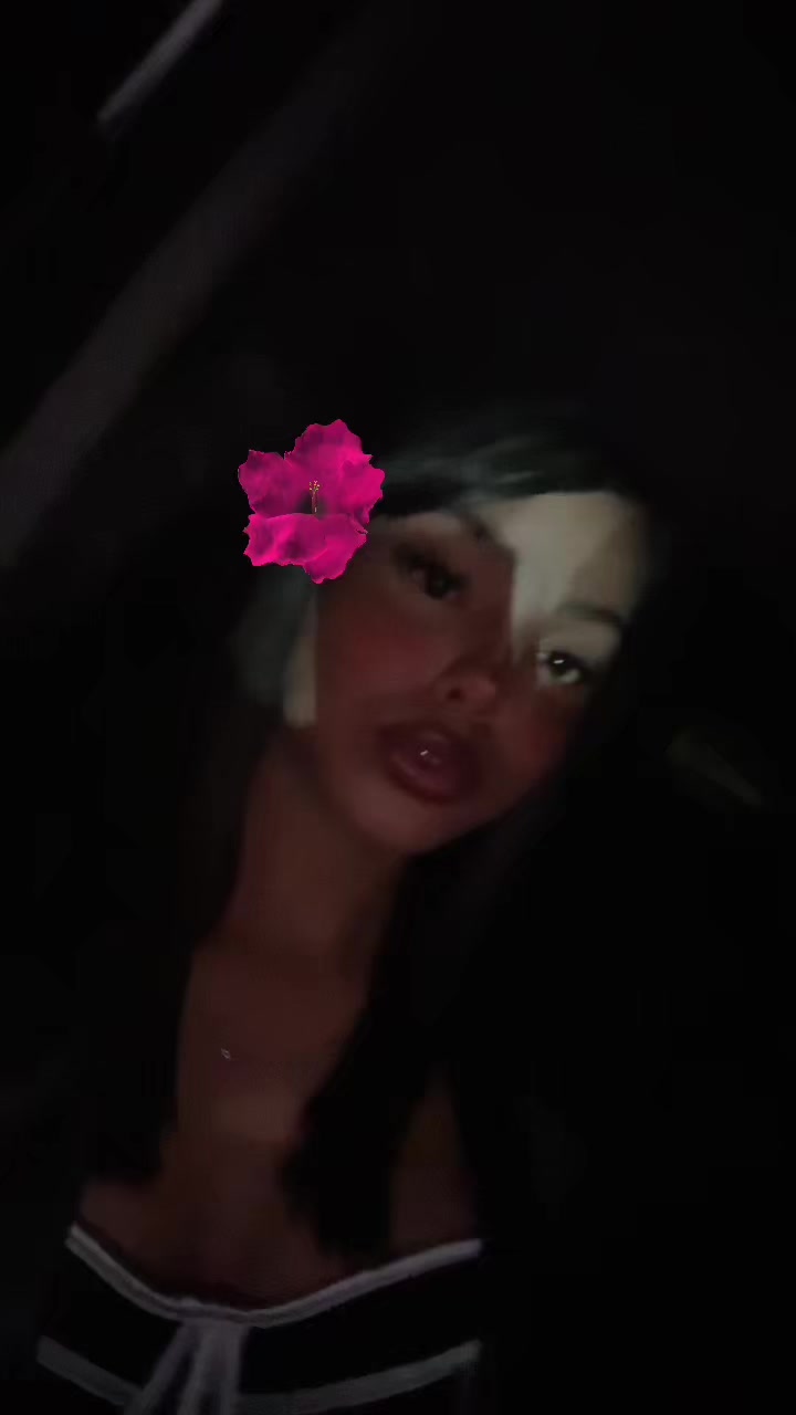 @Esther