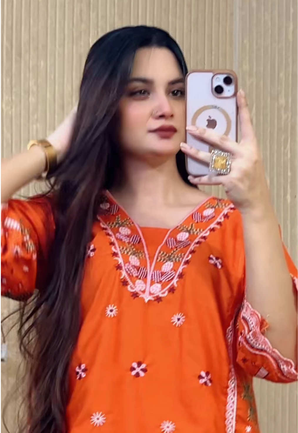 @Emaan🕊️✨