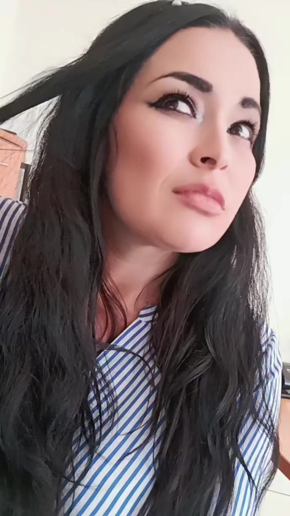 @Chezzybelle