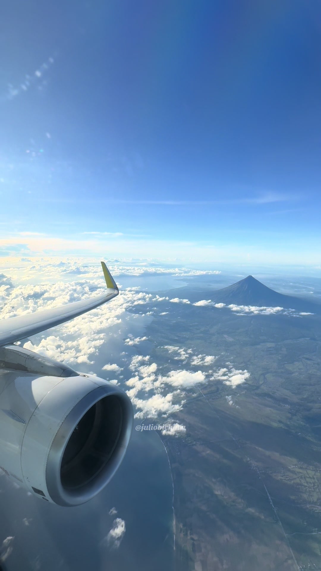 @julio ✈︎