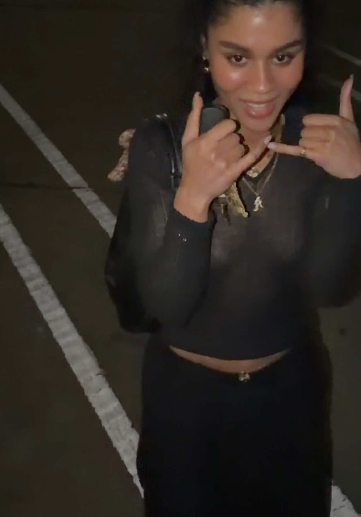 @Ama