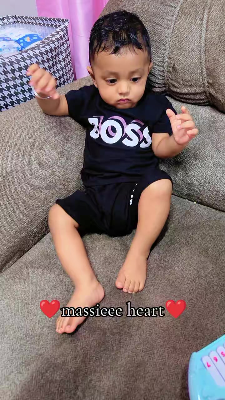 @RaweenaKhoesial🧸