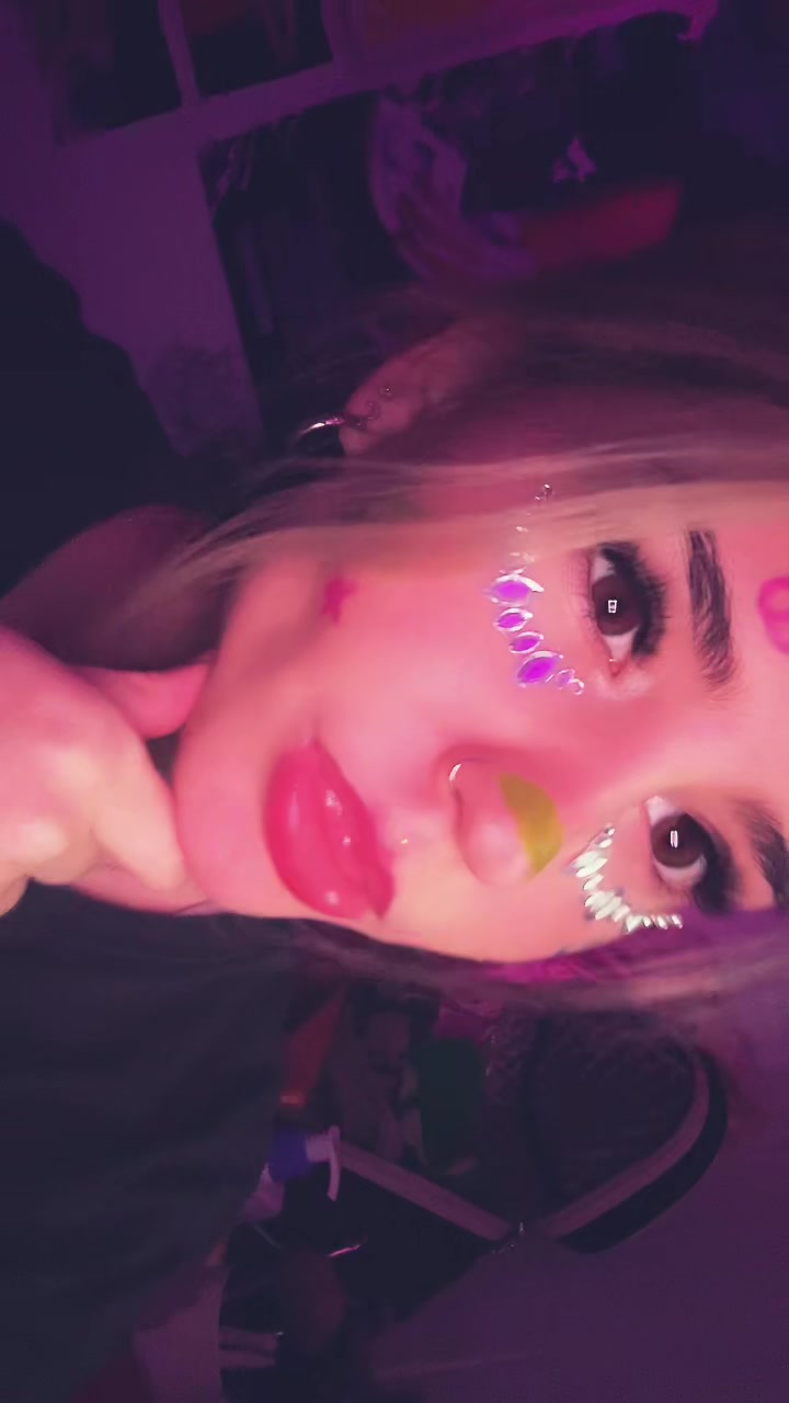 @violet