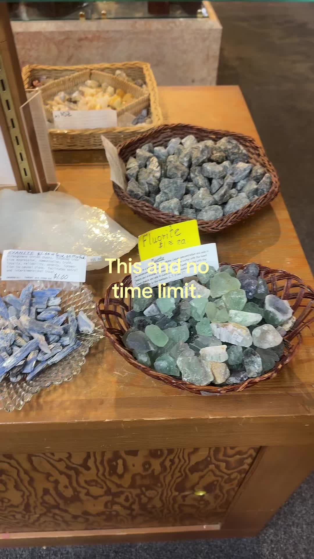 @momospersonalshopper