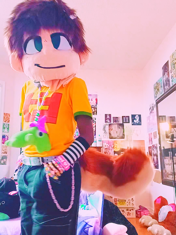 @Sharpy! 🦨 🎀