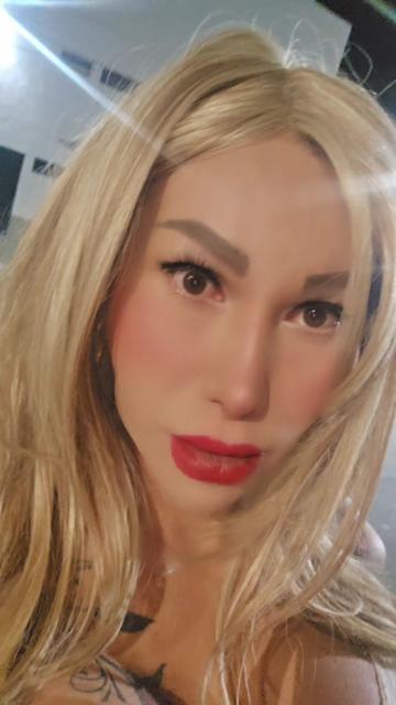 @korina pastrana trans