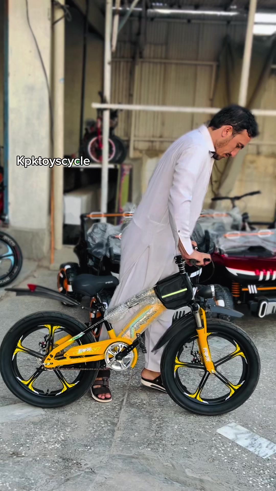 @KPK TOYS & CYCLE