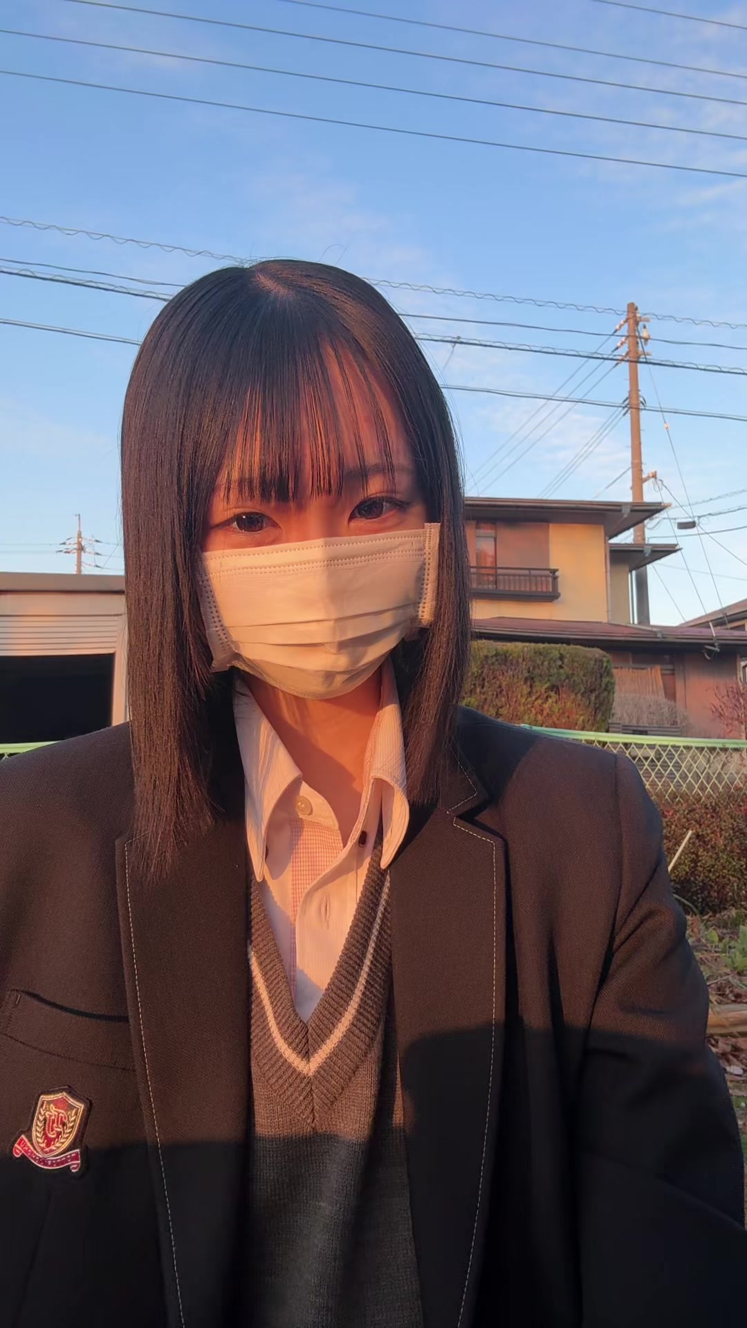 @ひな