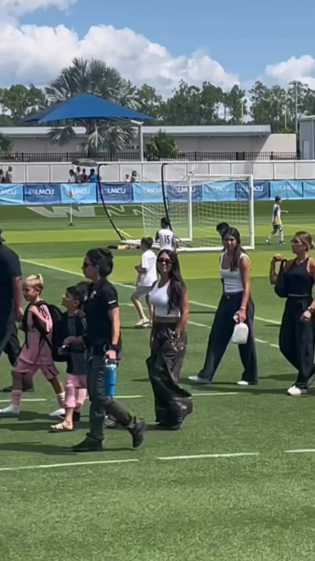 @Messi y children
