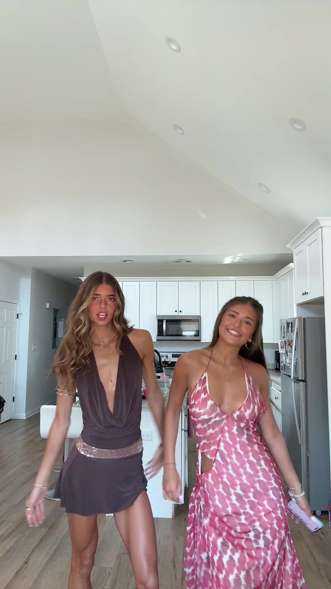 @elleschuppann