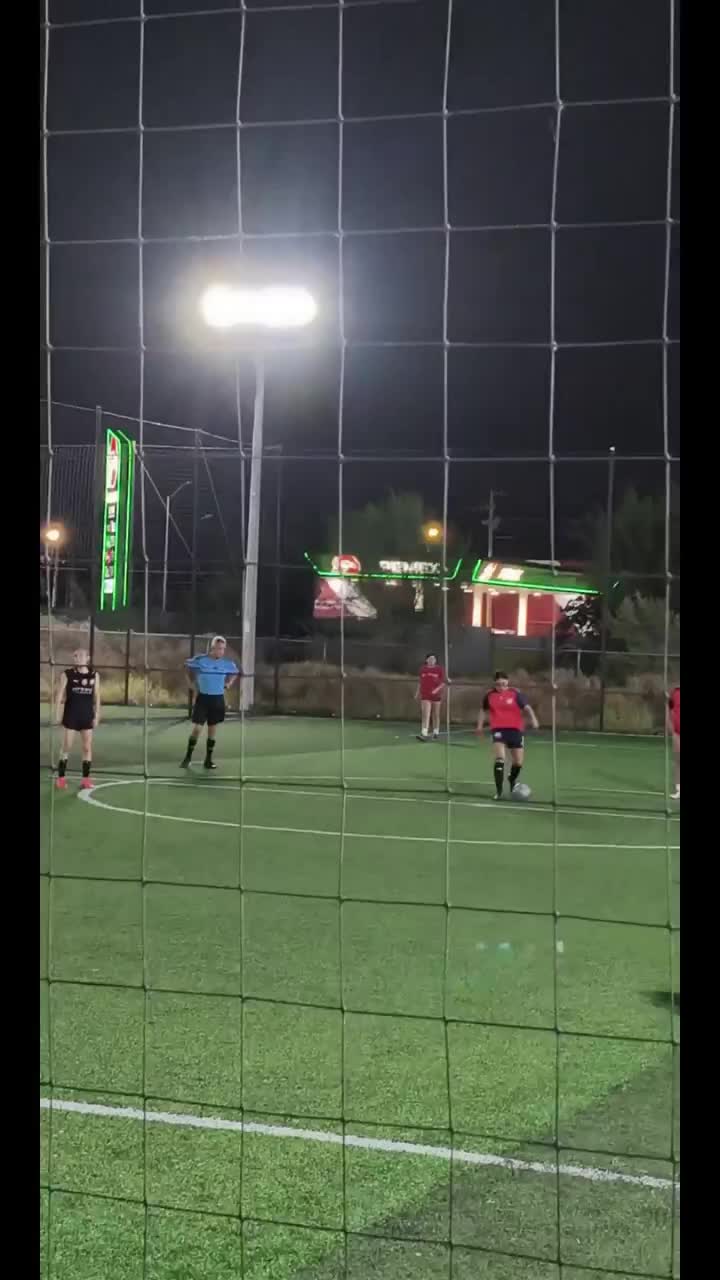 @Fernando López Miky