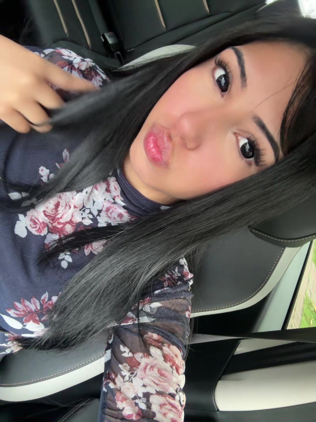 @Honeybloom