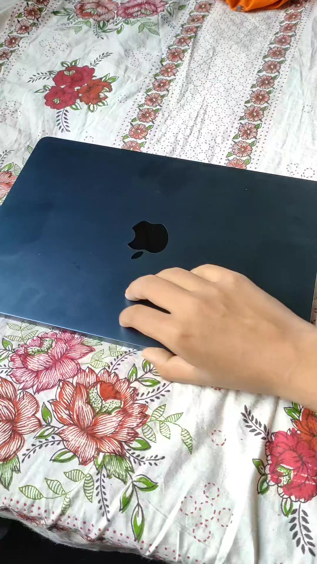 @AnkuR🐻&zwj;❄