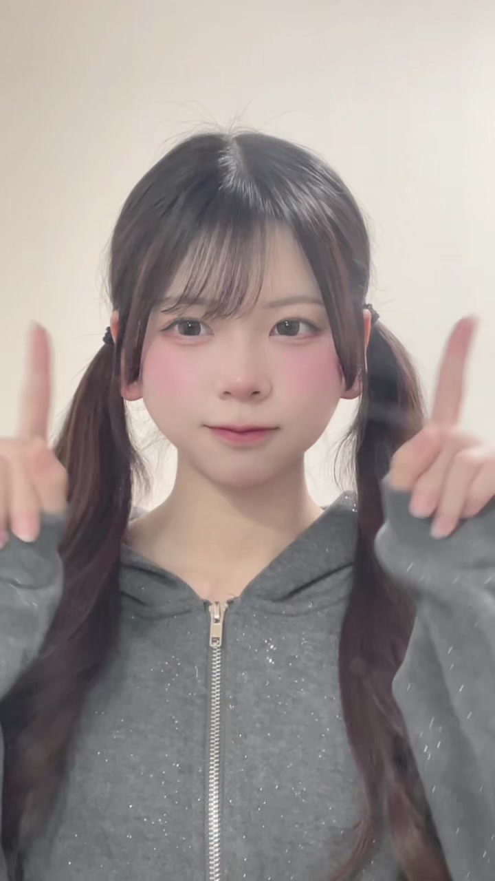@キキ