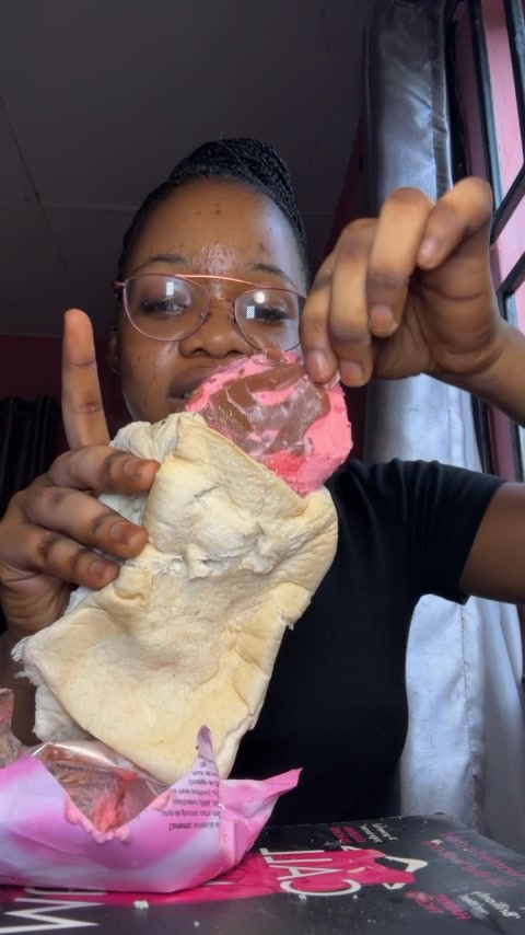 @eat_withaisosa