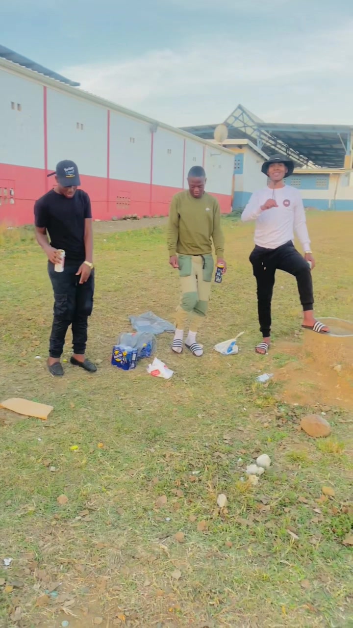 @Sphephel⭕️ Nkomonde