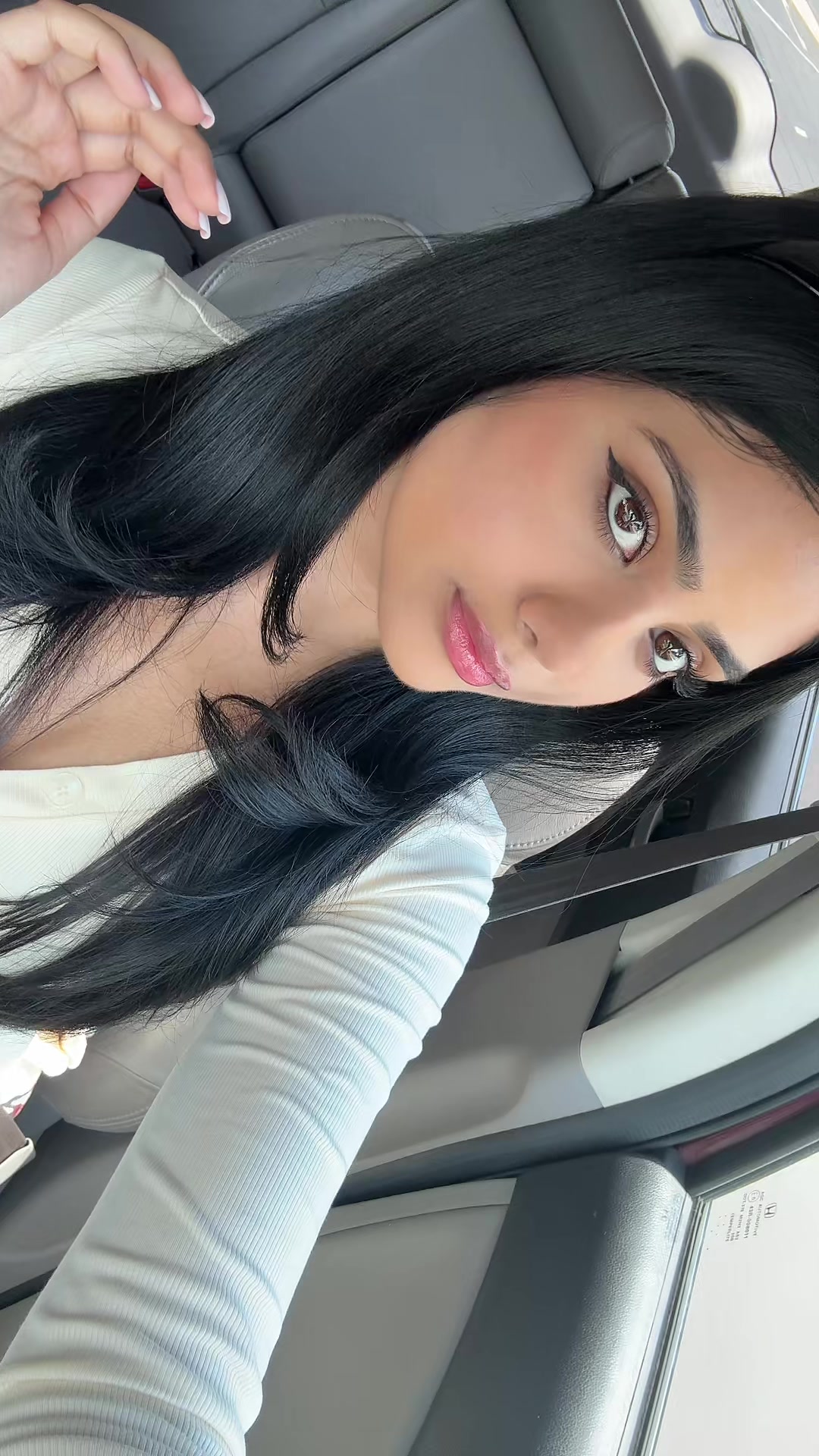 @𝒮𝑖𝑚𝑟𝑎🧚🏼&zwj;♀️