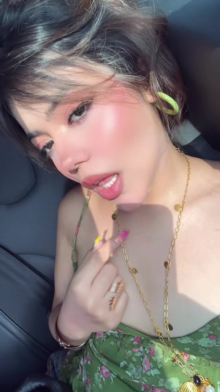 @jniiiiino