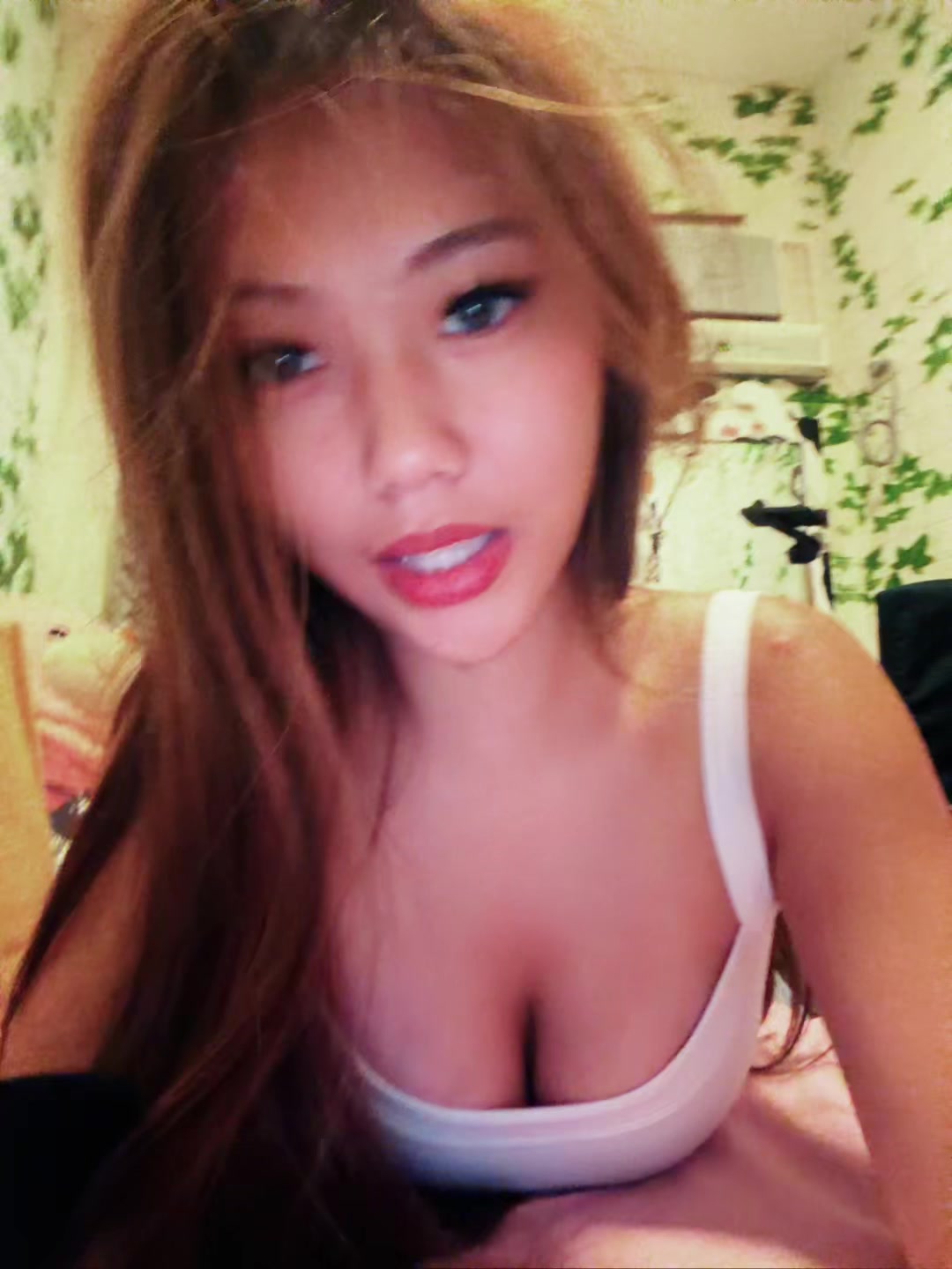 @Ella