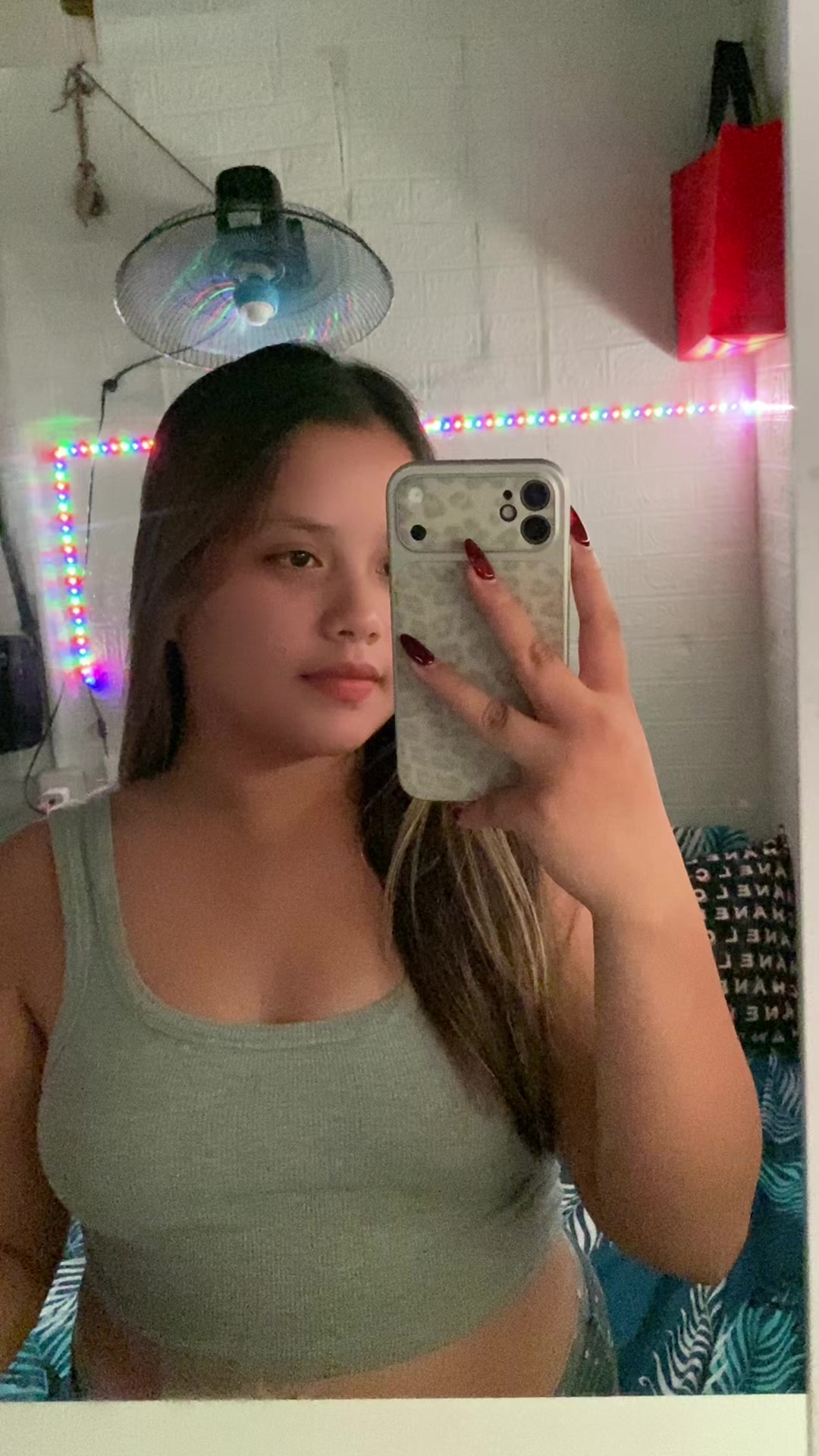 @shayna mae