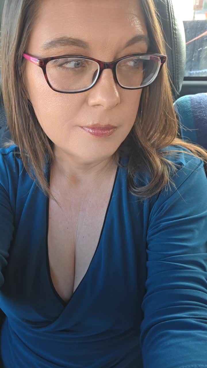 @melissavia