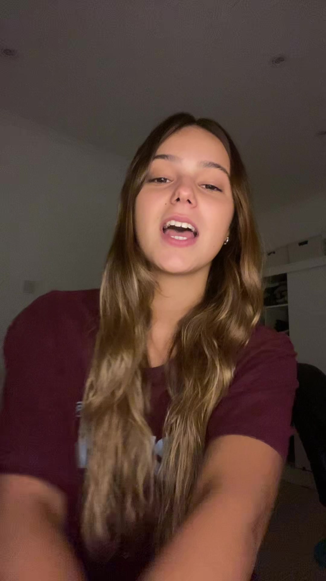 @Clara Alvarez