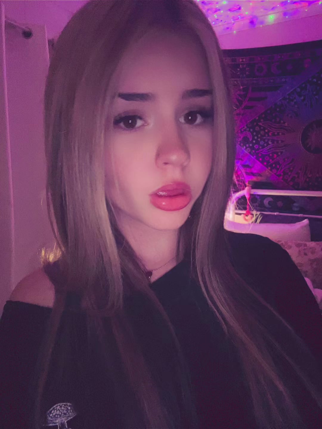 @violet