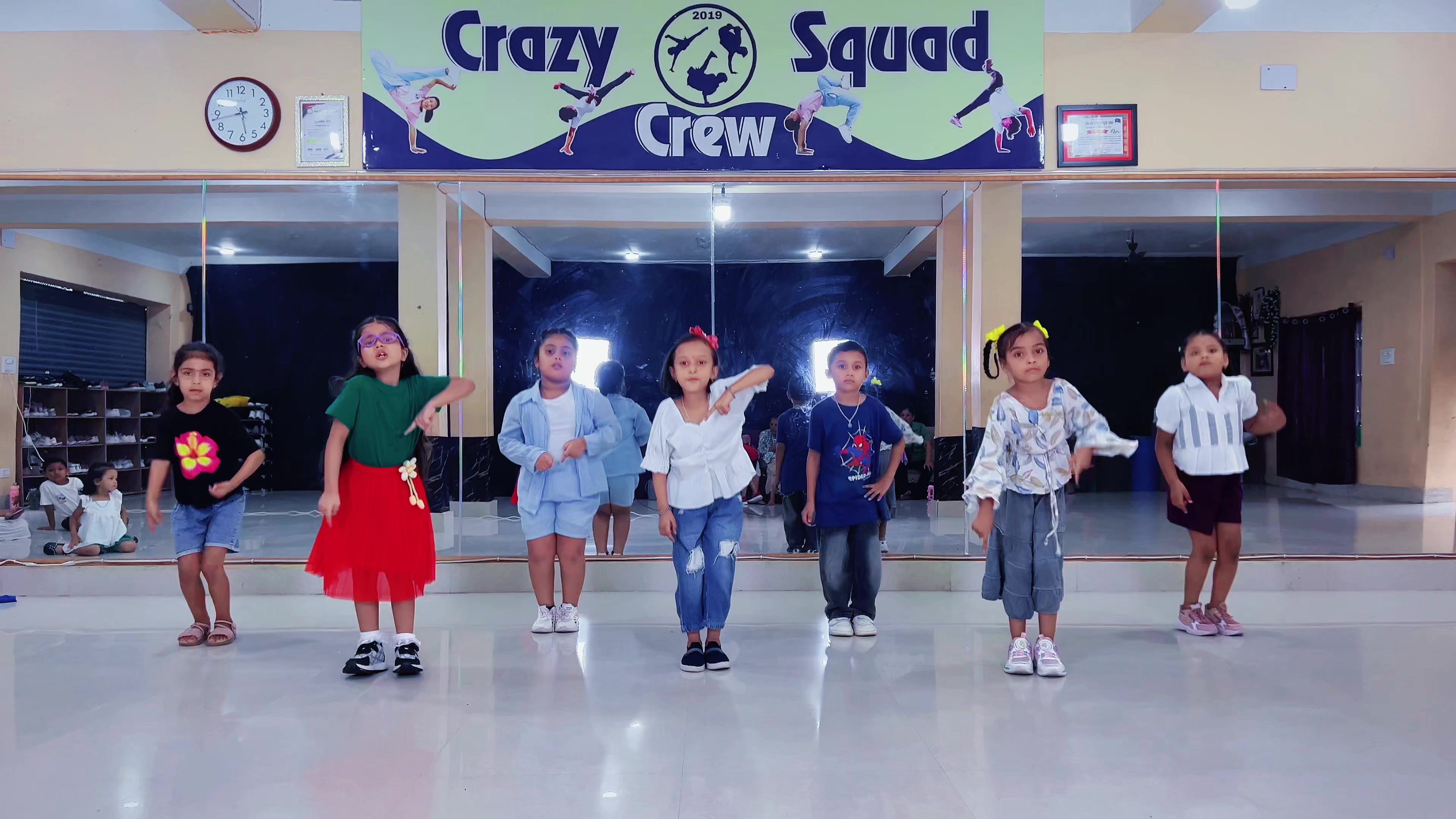 @Crazy Squad Crew