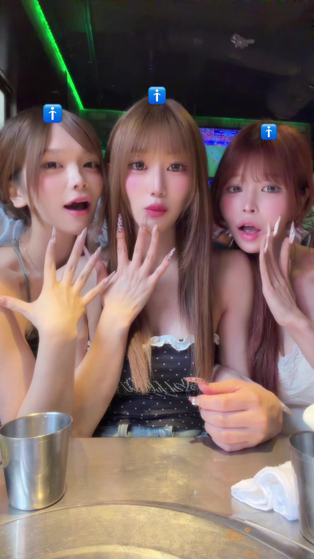 @みよん