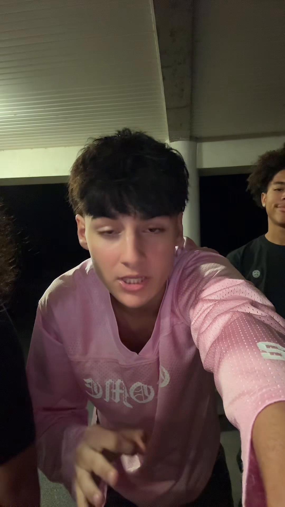 @L&Eacute;O