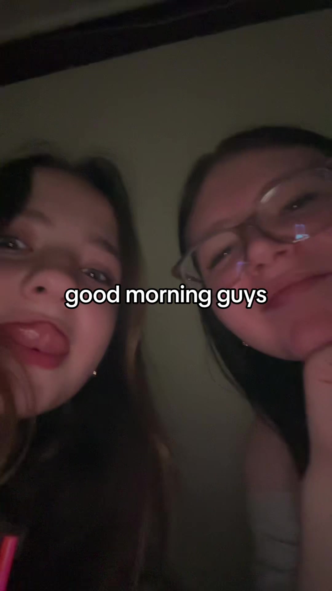 @??