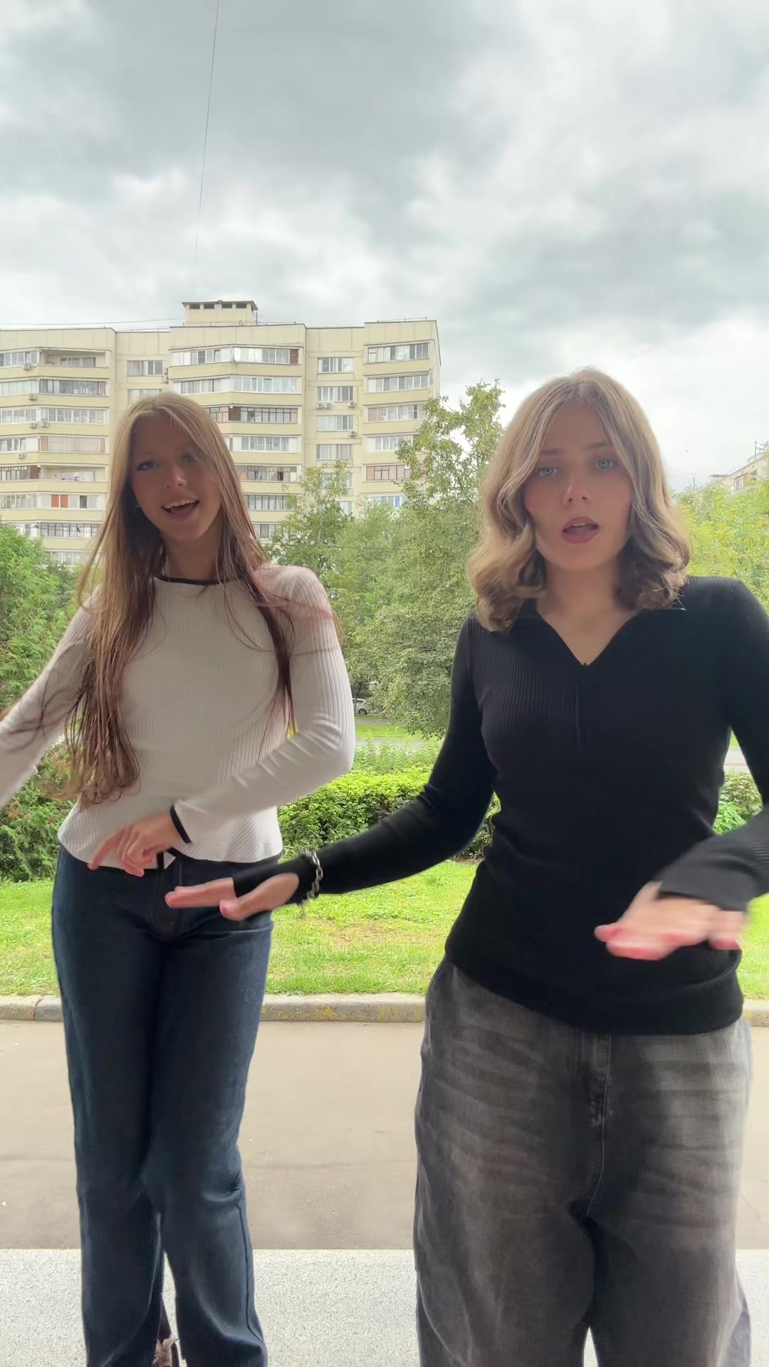 @аннета👻