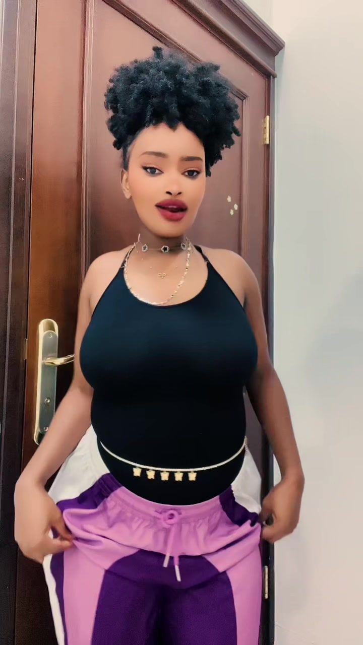 @Joy🖤