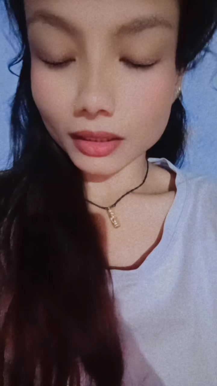 @Raधि ka🕊️