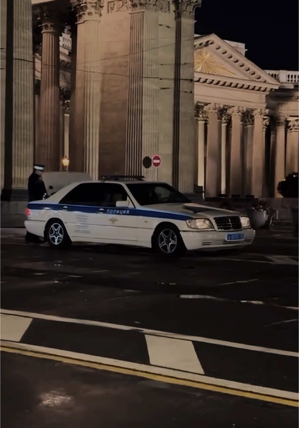 @Mercedes_Benz