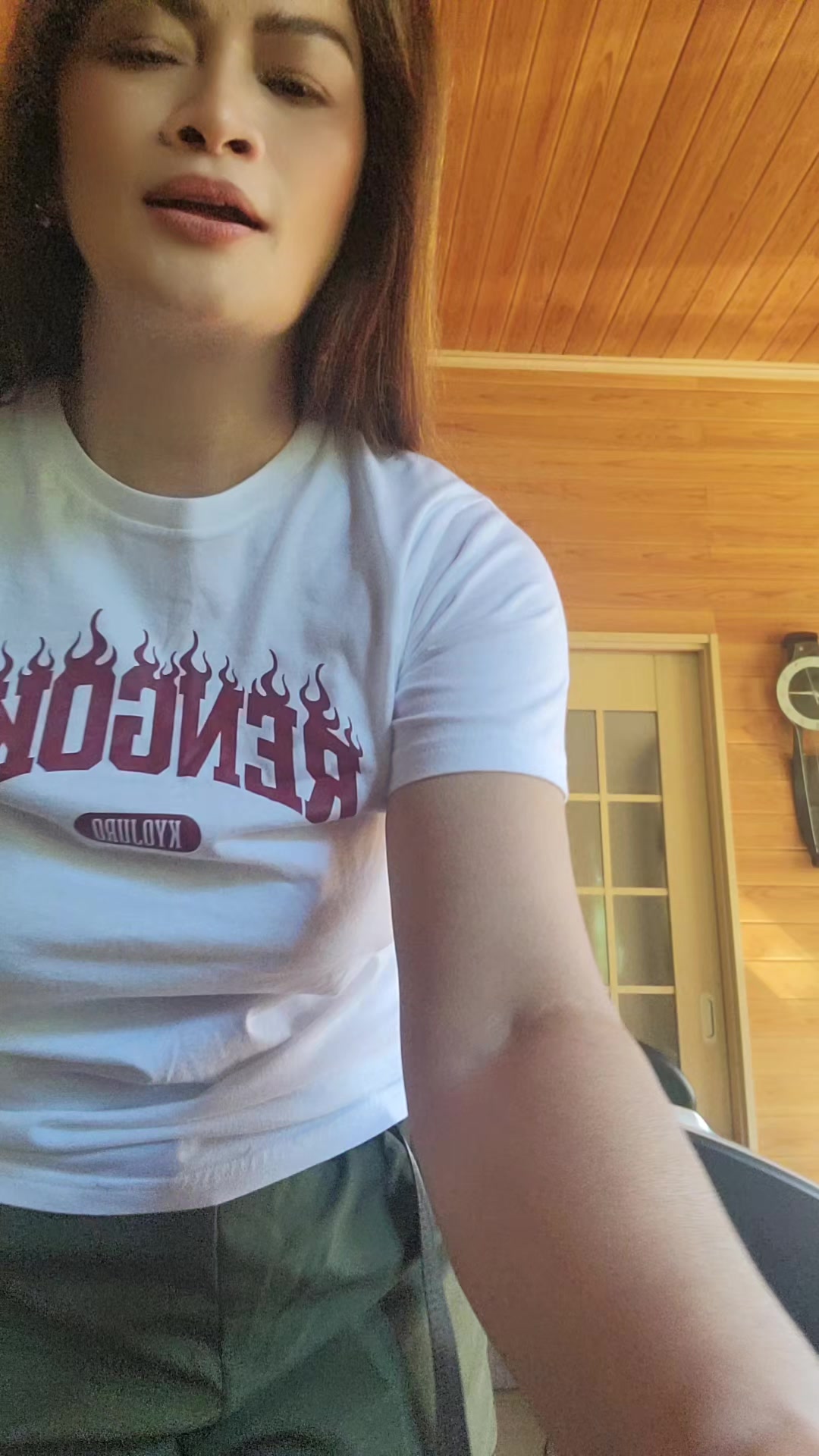 @Ana