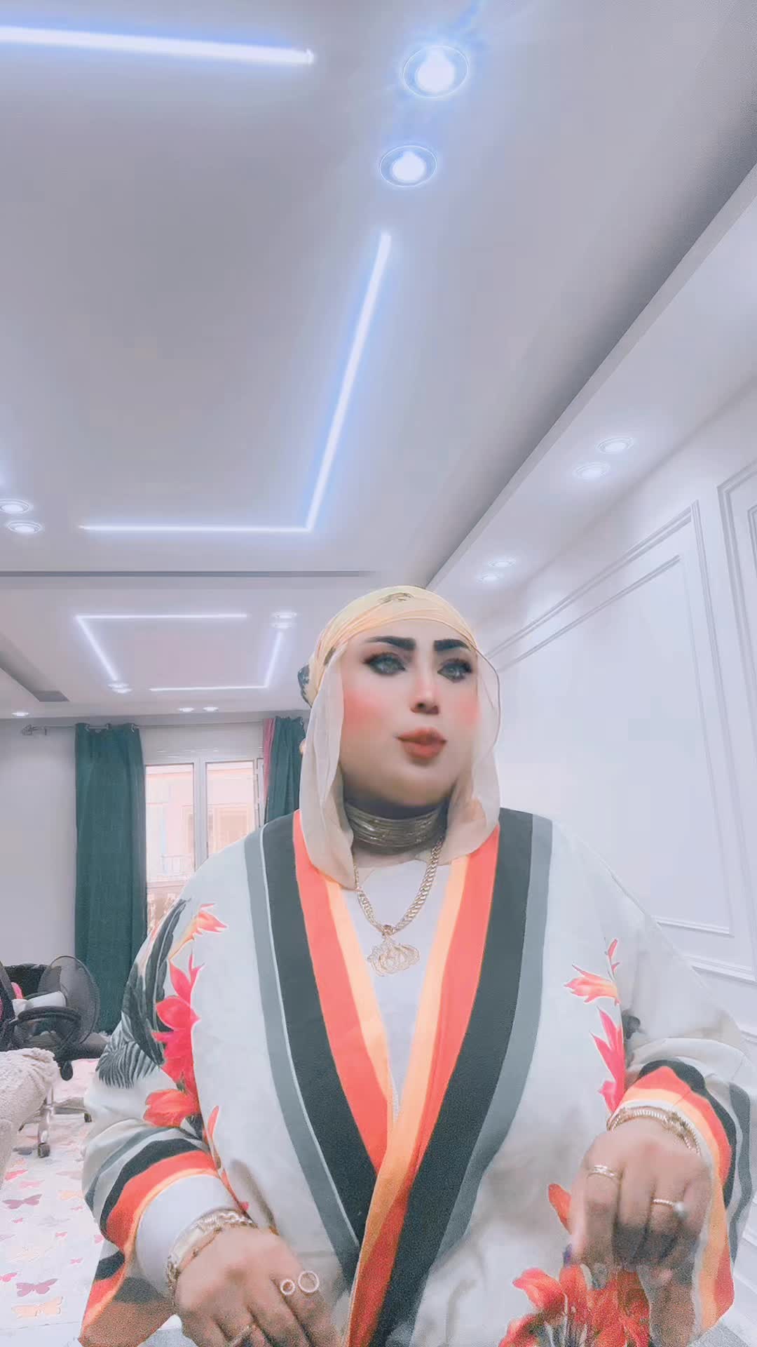 @Hemmat 🦉🫰🥰DIVA☺️🧡😘