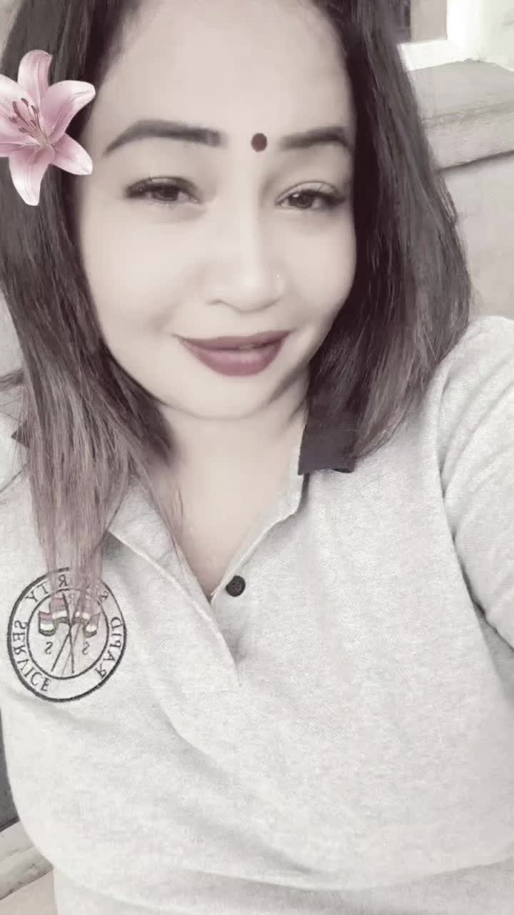 @Brinda_😗