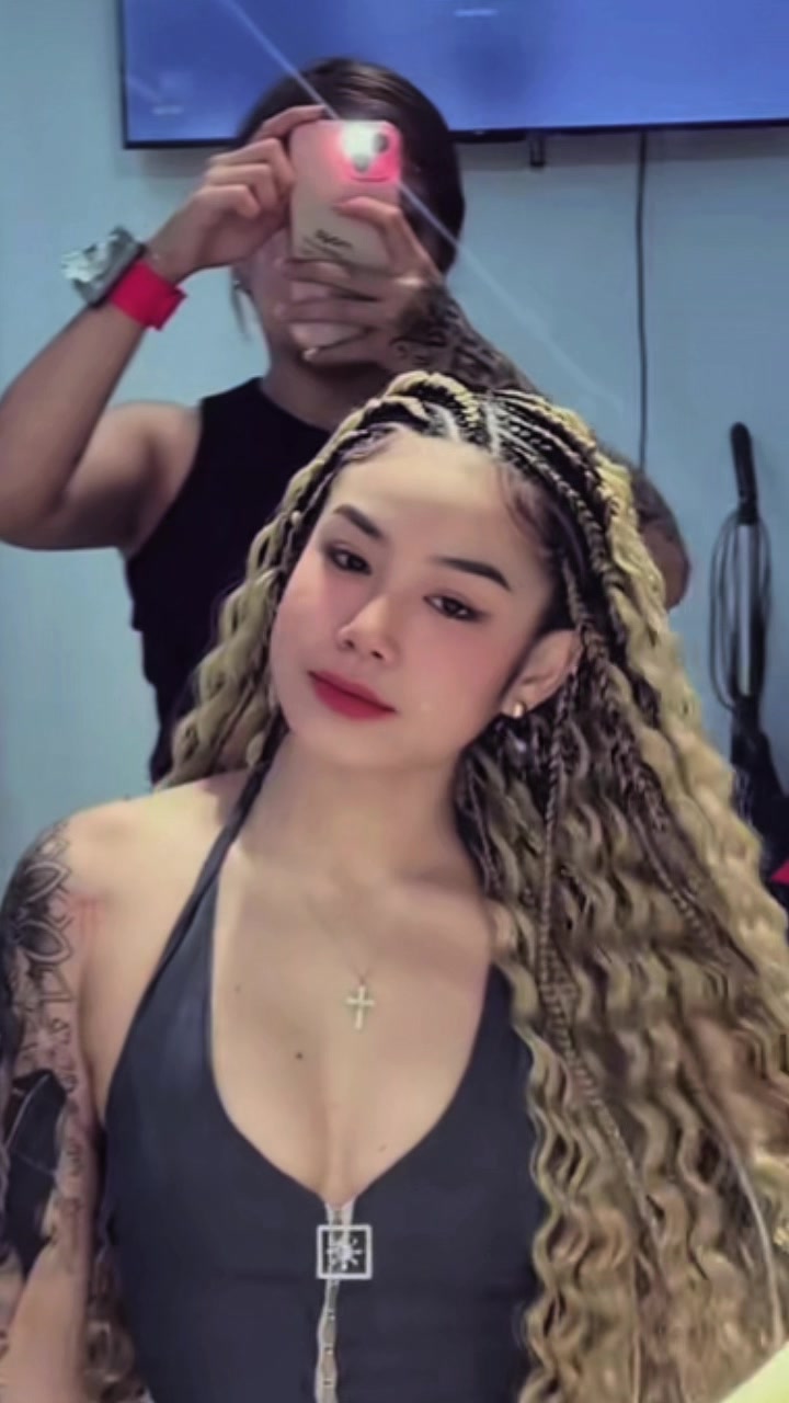 @AlmiraBraidz