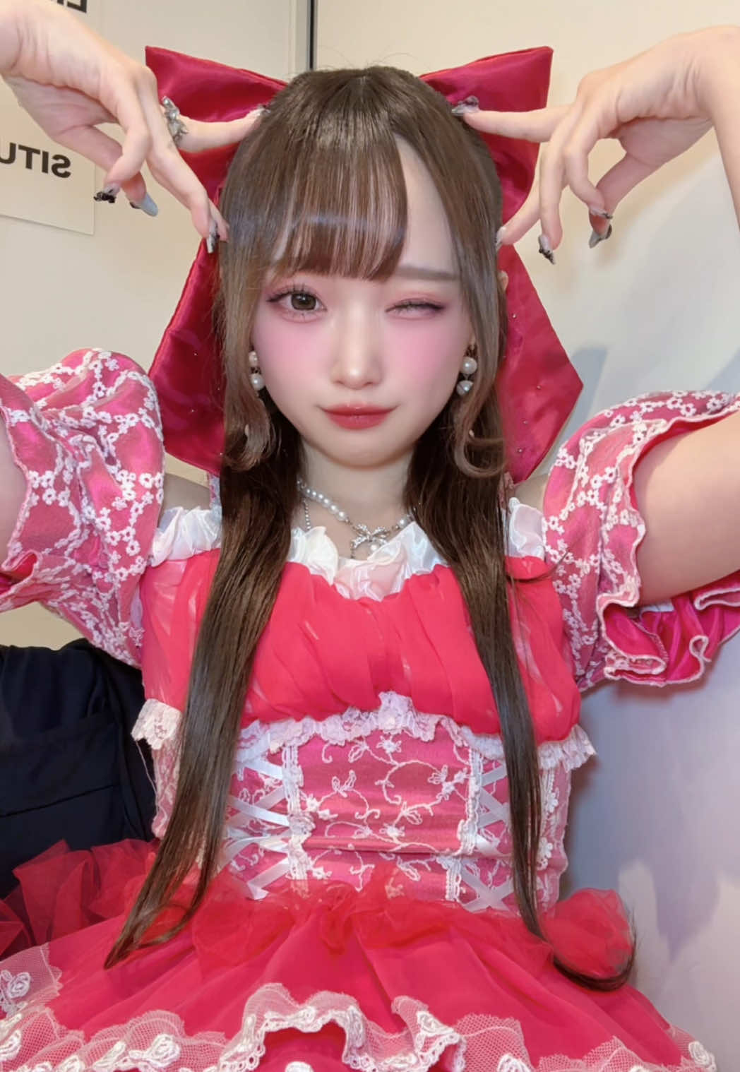 @にしのありさ