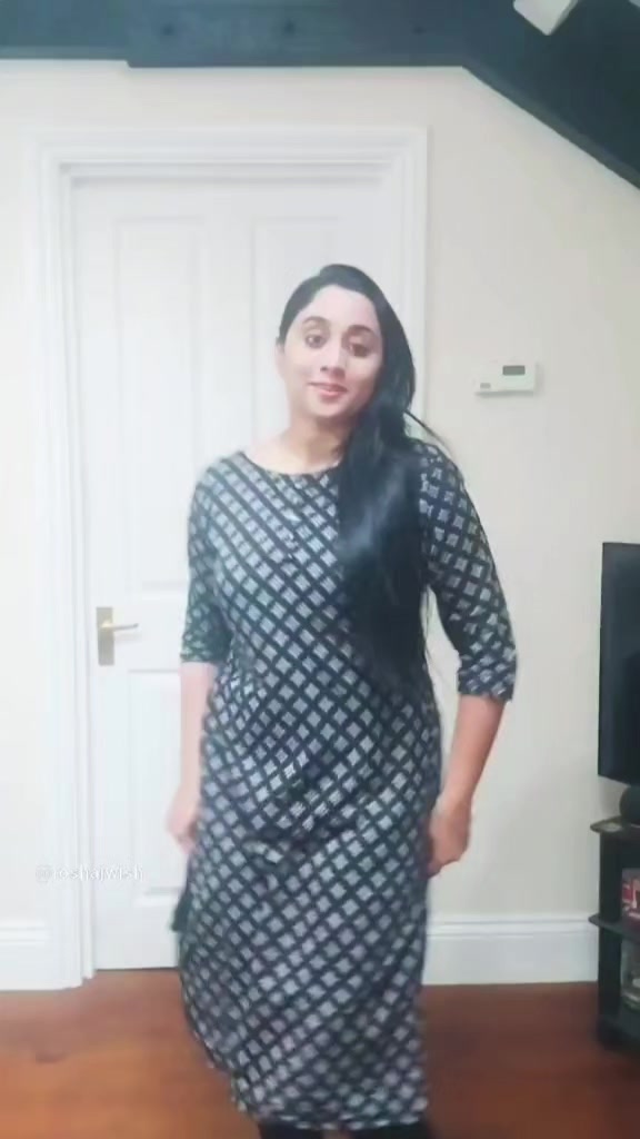 @roshnaroldon
