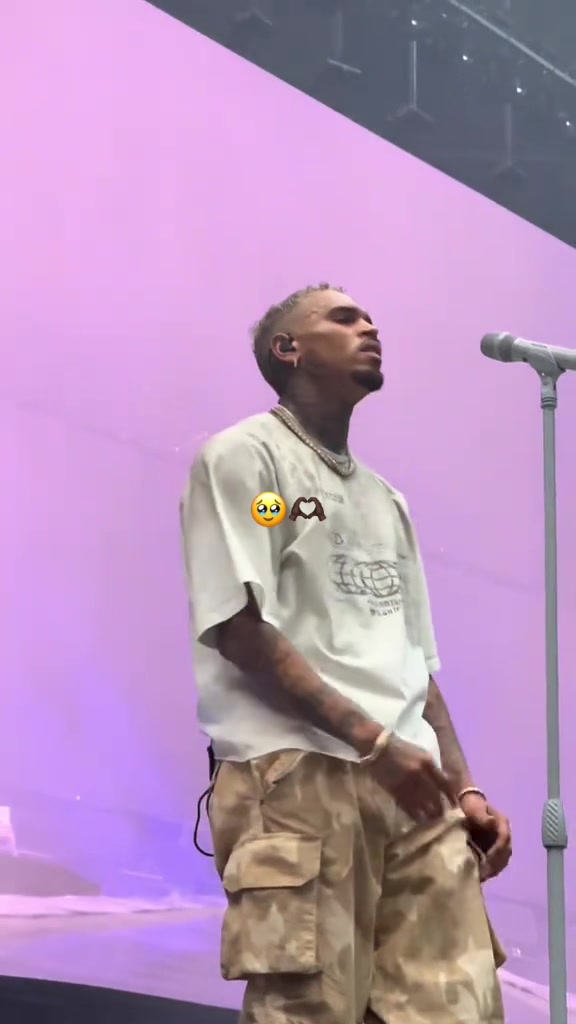 @Breezy lovers Brasil 🇧🇷