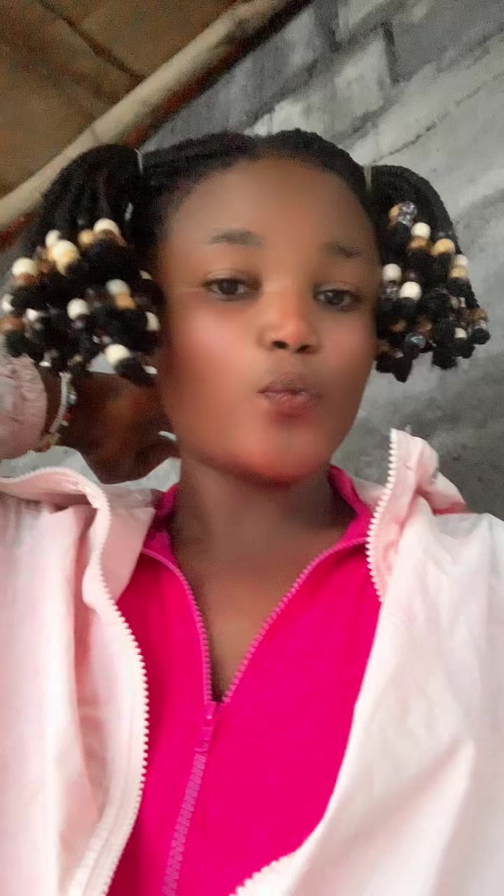 @Anikeade💕💕🥹