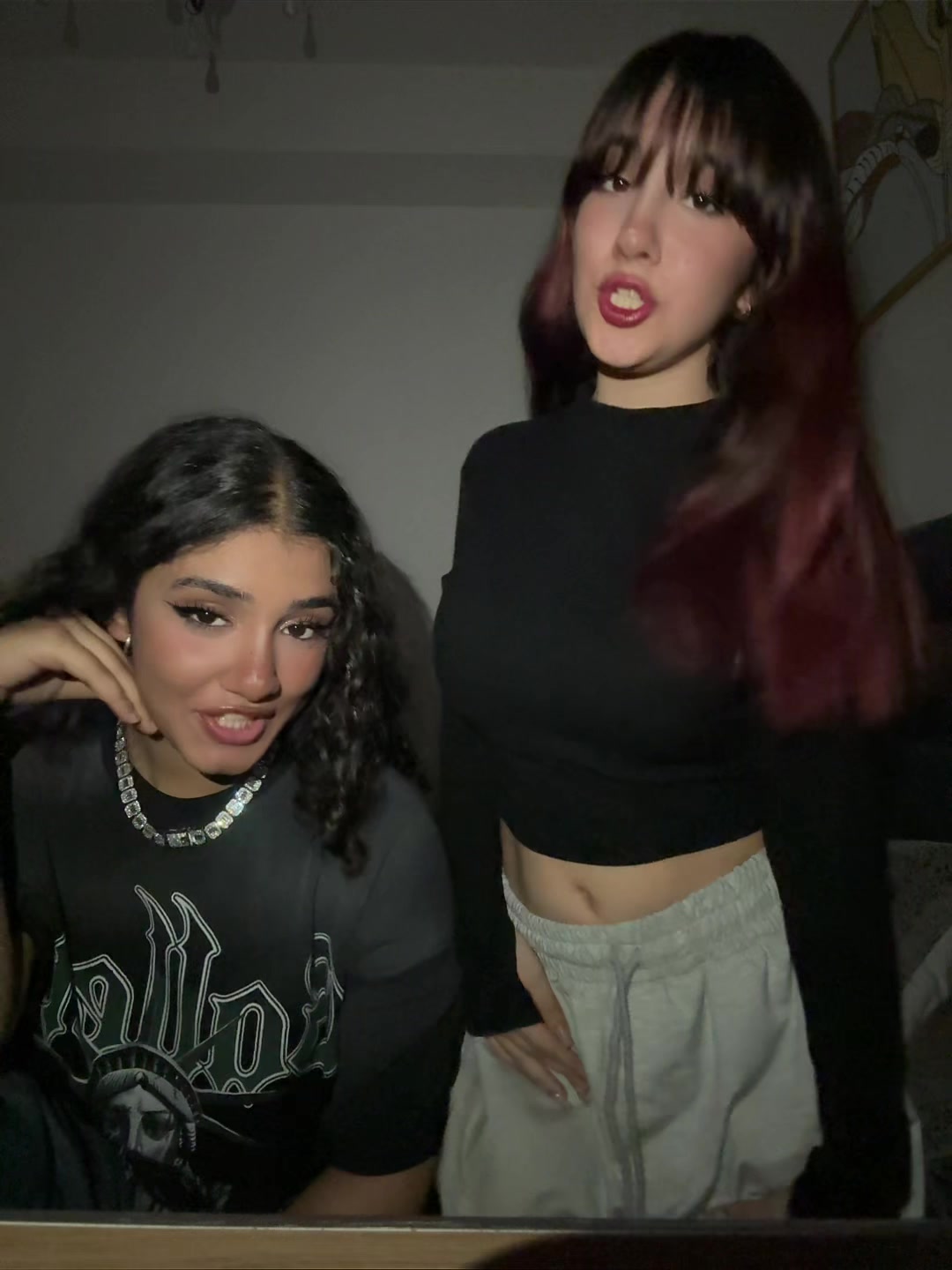 @AYLIIN