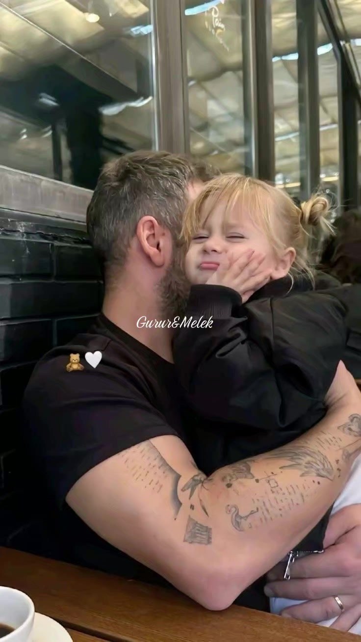@SaRkA&ccedil;