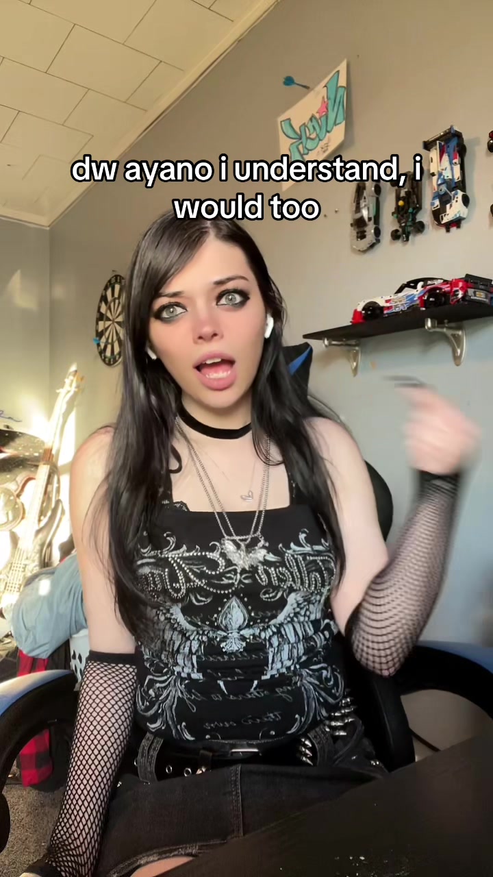 @🕷️