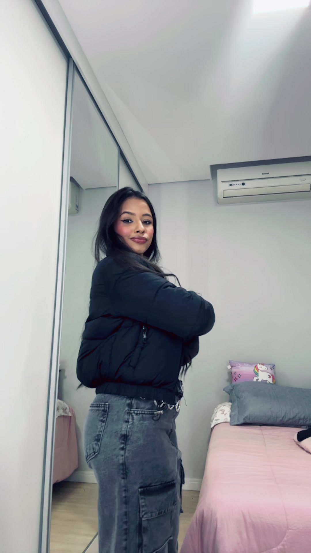 @𝐯𝐢