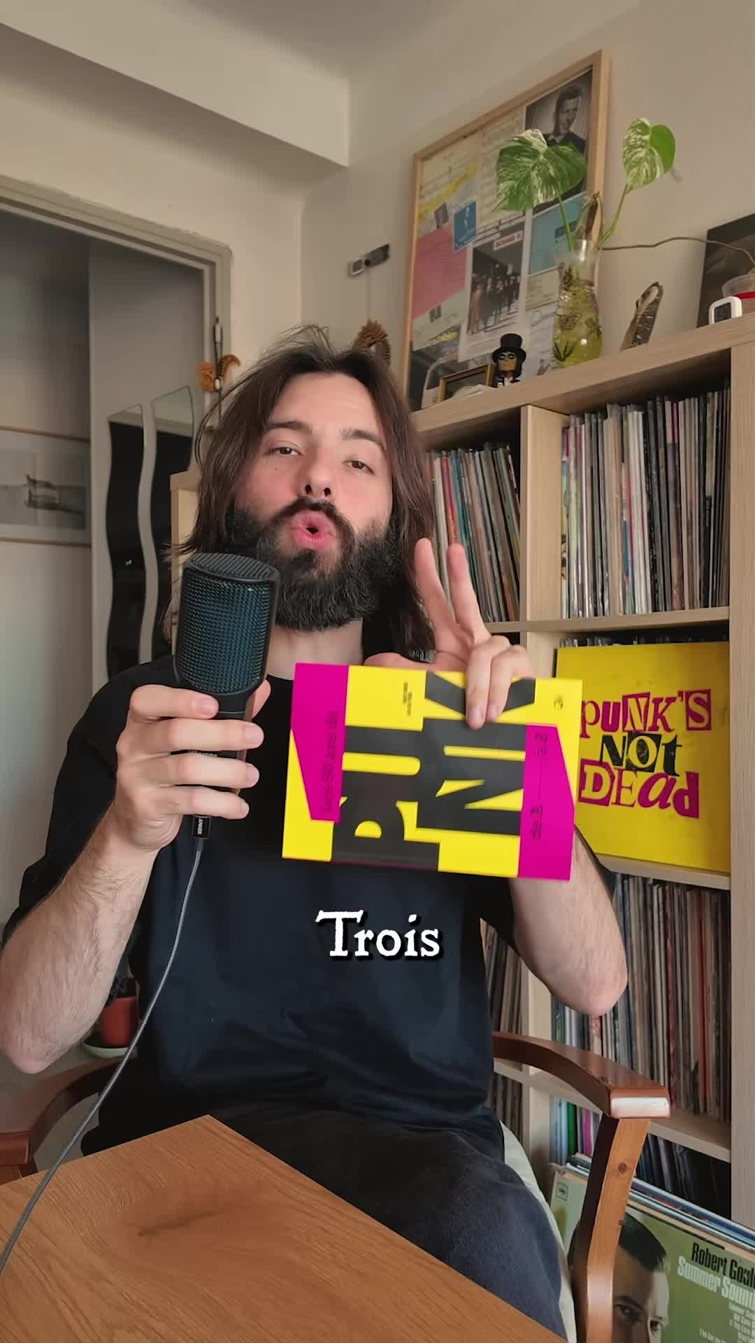 @Vinyl3000