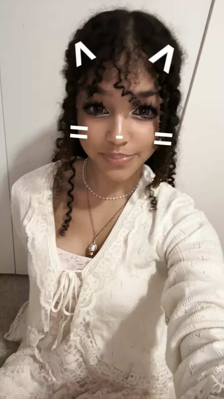 @iniiwiinnie