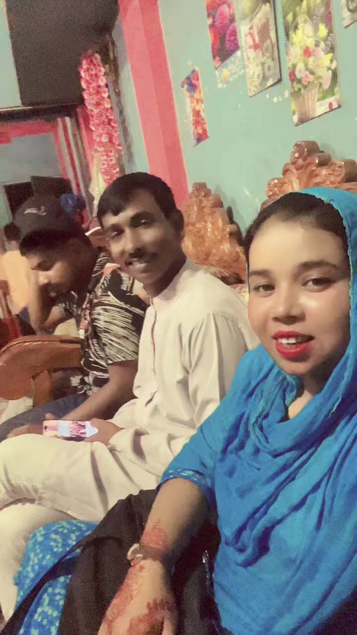 @আমি জামালপুরের মেয়ে মুন্নী 🙂
